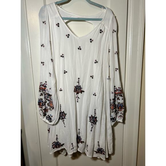 Free People Boho Flowy Bell Sleeve Dress - Picture 4 of 11